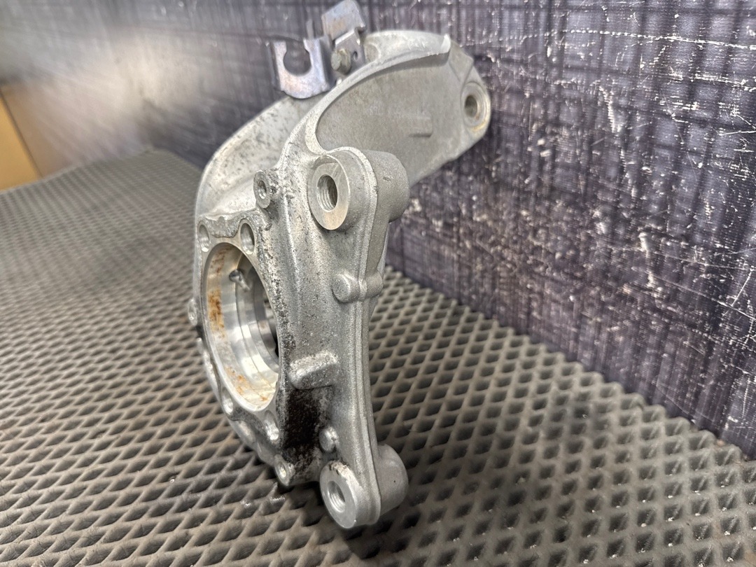 Поворотный кулак, 4320 рублей, Красноярск