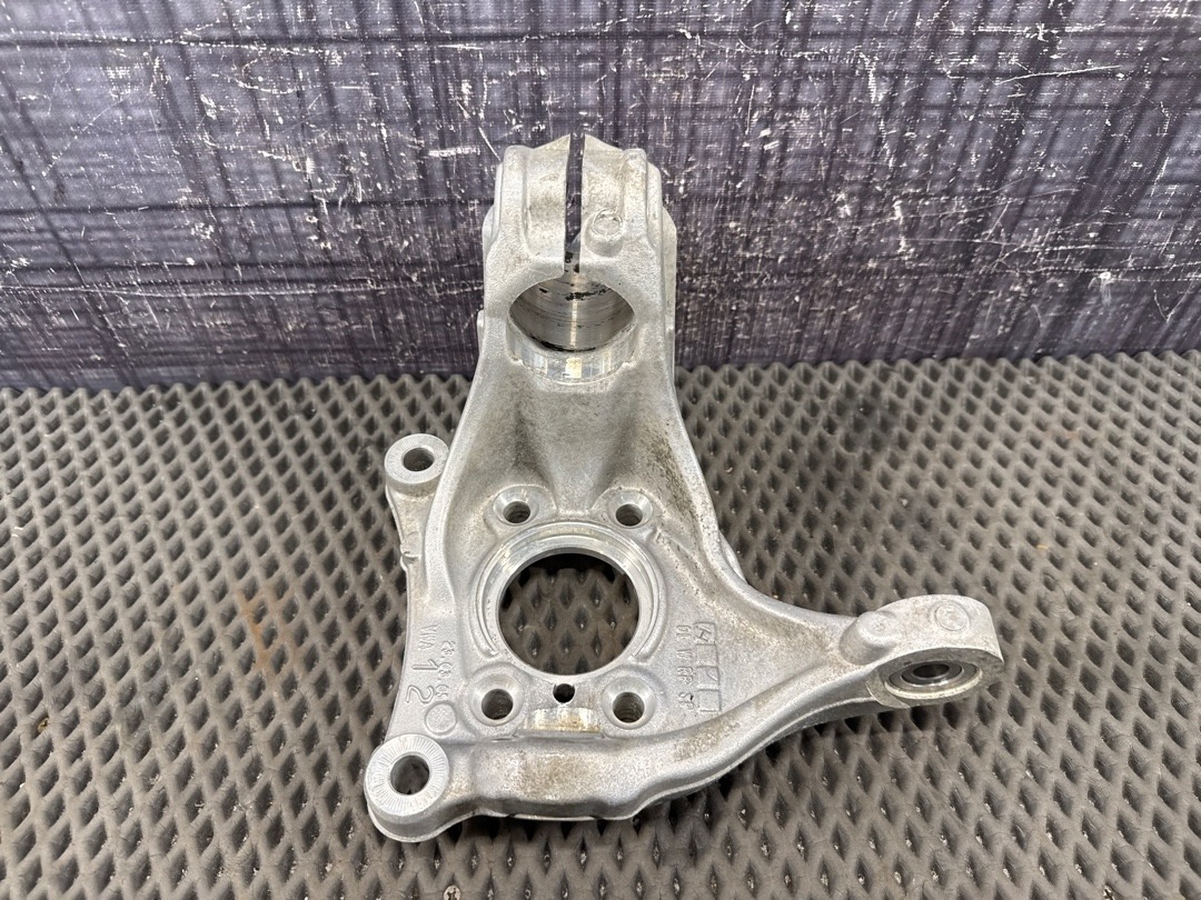 Поворотный кулак, 4320 рублей, Красноярск