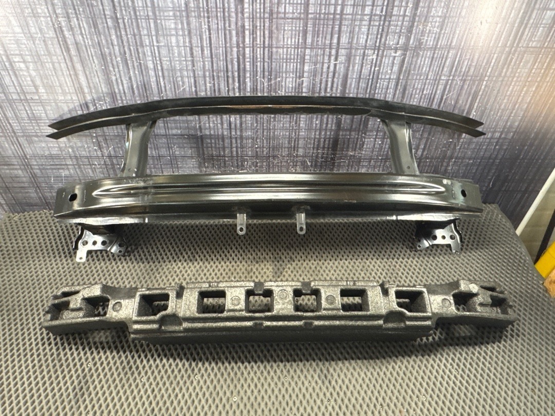 Усилитель бампера, 5860 рублей, Красноярск