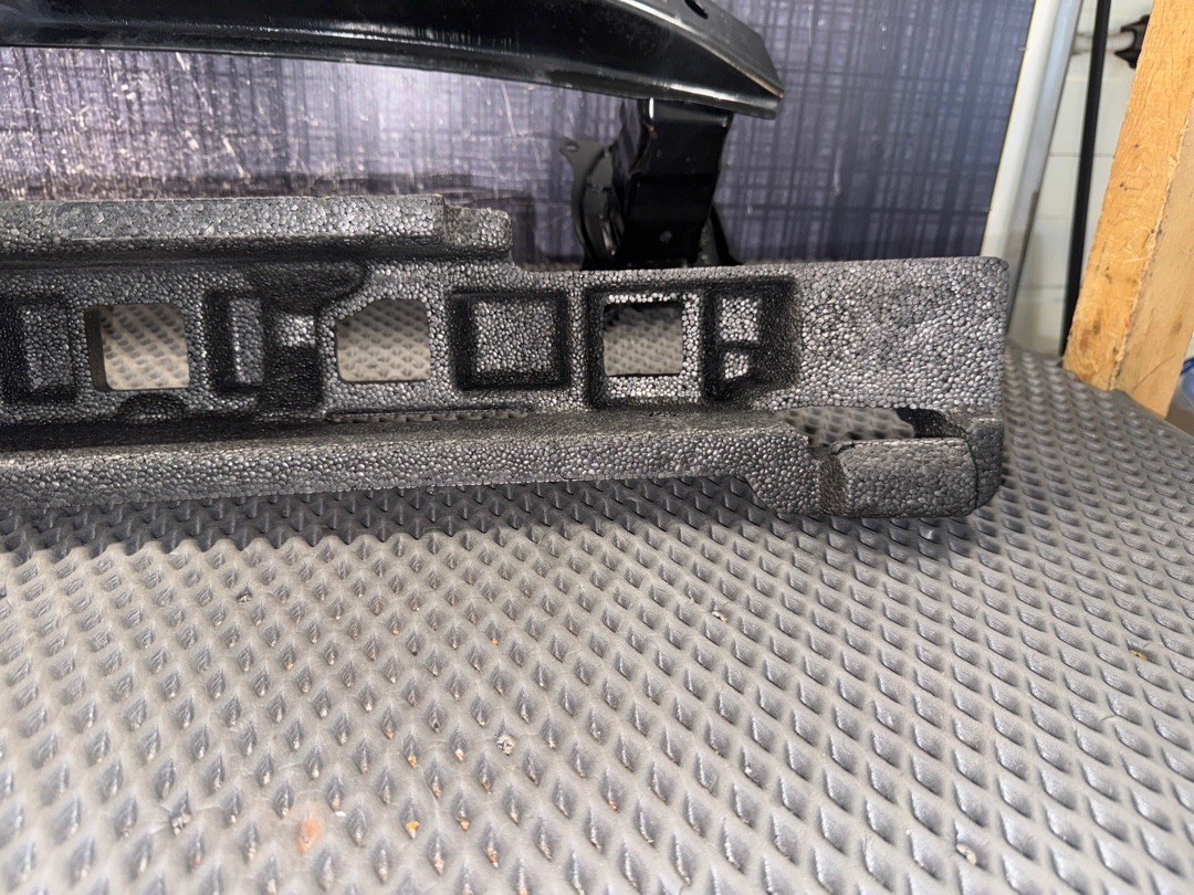 Усилитель бампера, 5860 рублей, Красноярск