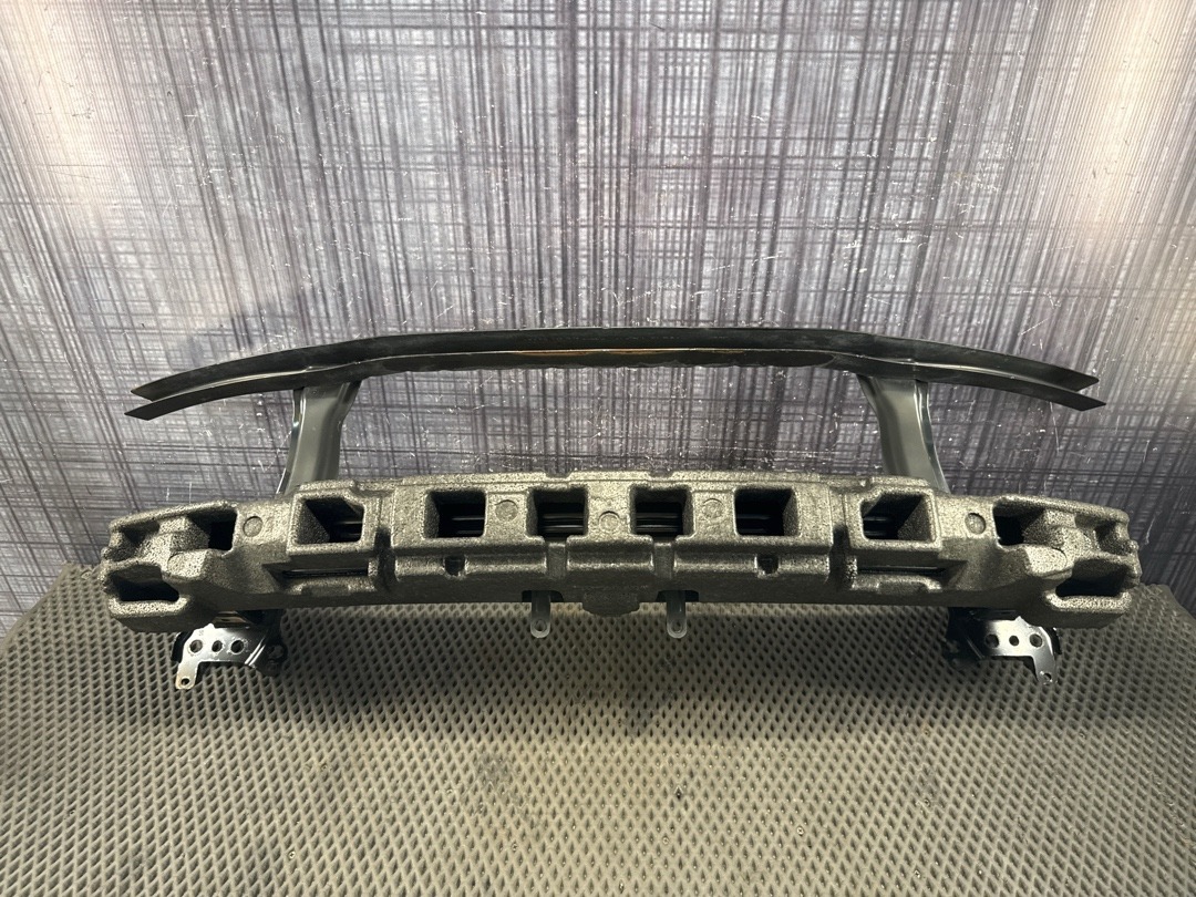 Усилитель бампера, 5860 рублей, Красноярск