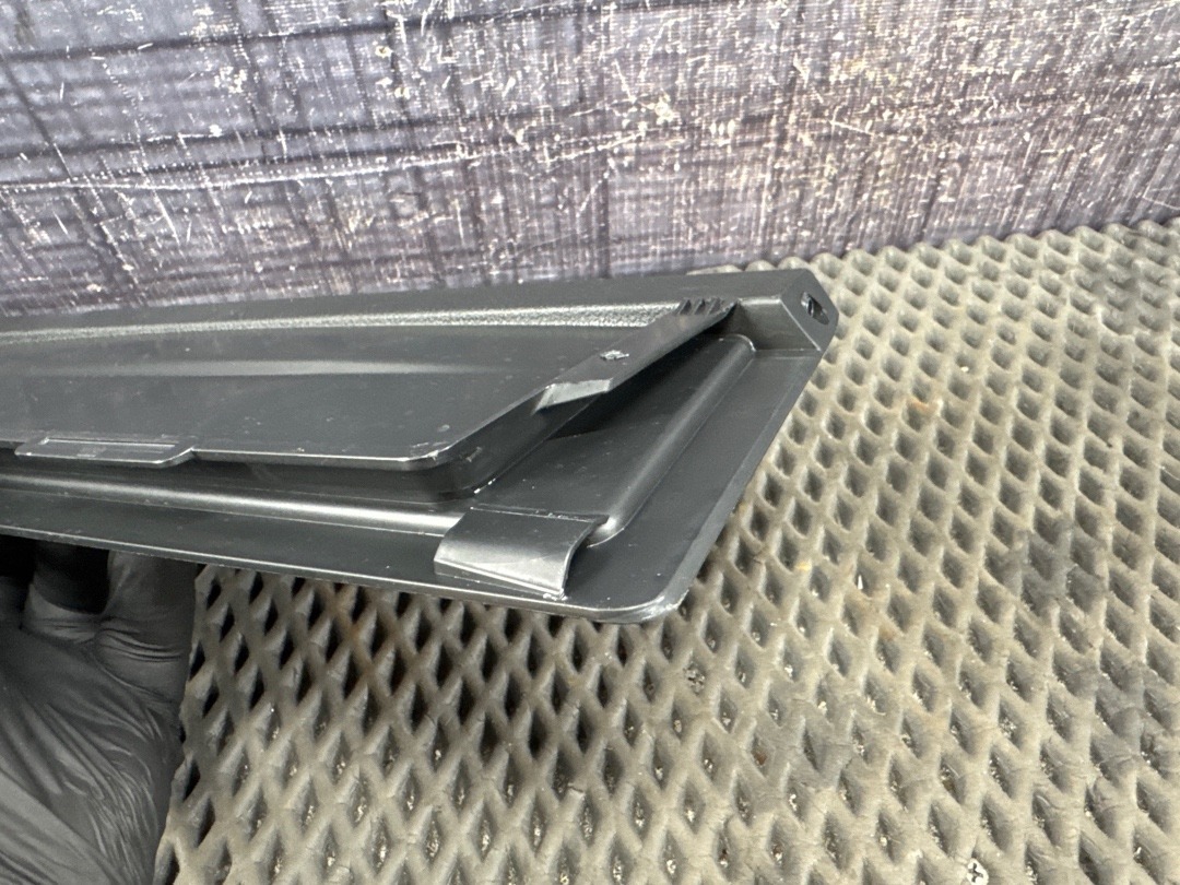 Пластик багажника, 470 рублей, Красноярск