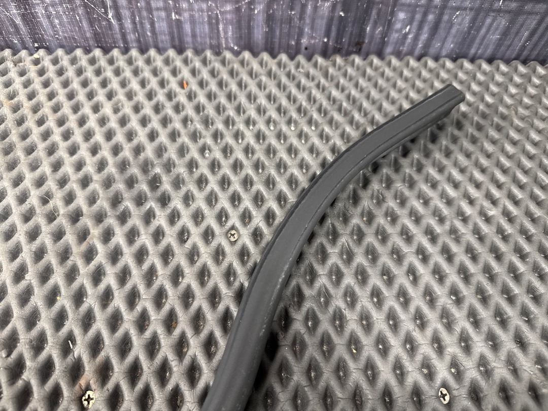 Подкапотный уплотнитель, 920 рублей, Красноярск