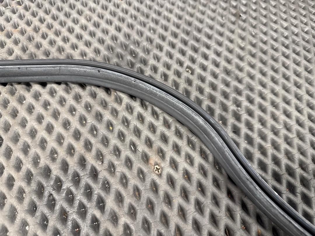 Подкапотный уплотнитель, 920 рублей, Красноярск