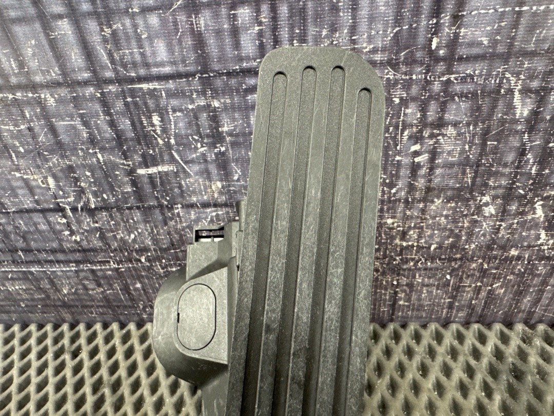 Педаль газа, 1140 рублей, Красноярск