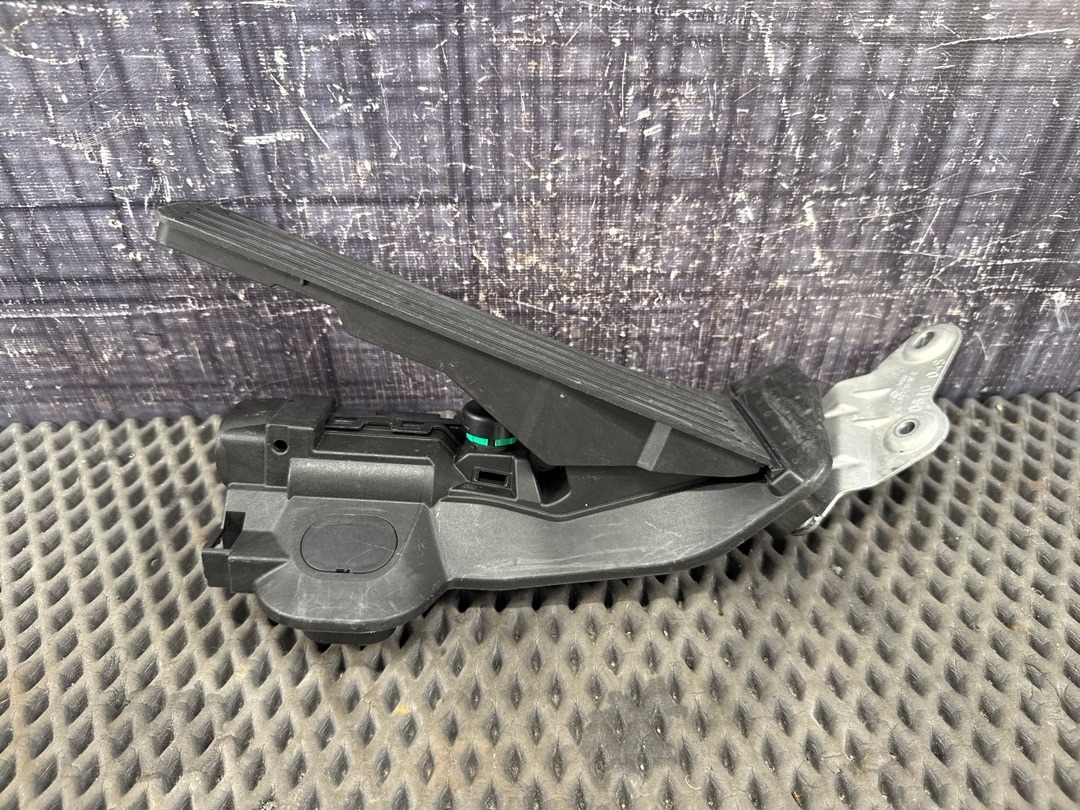 Педаль газа, 1140 рублей, Красноярск