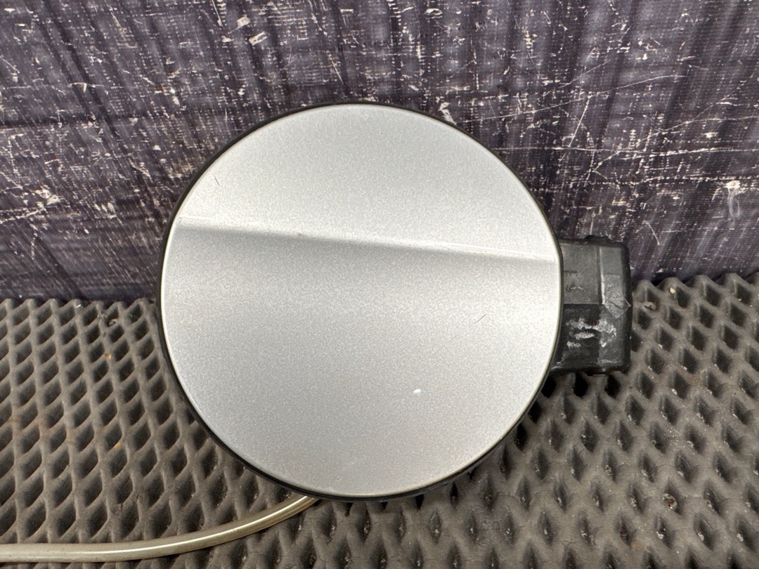 Лючок бензобака, 2630 рублей, Красноярск