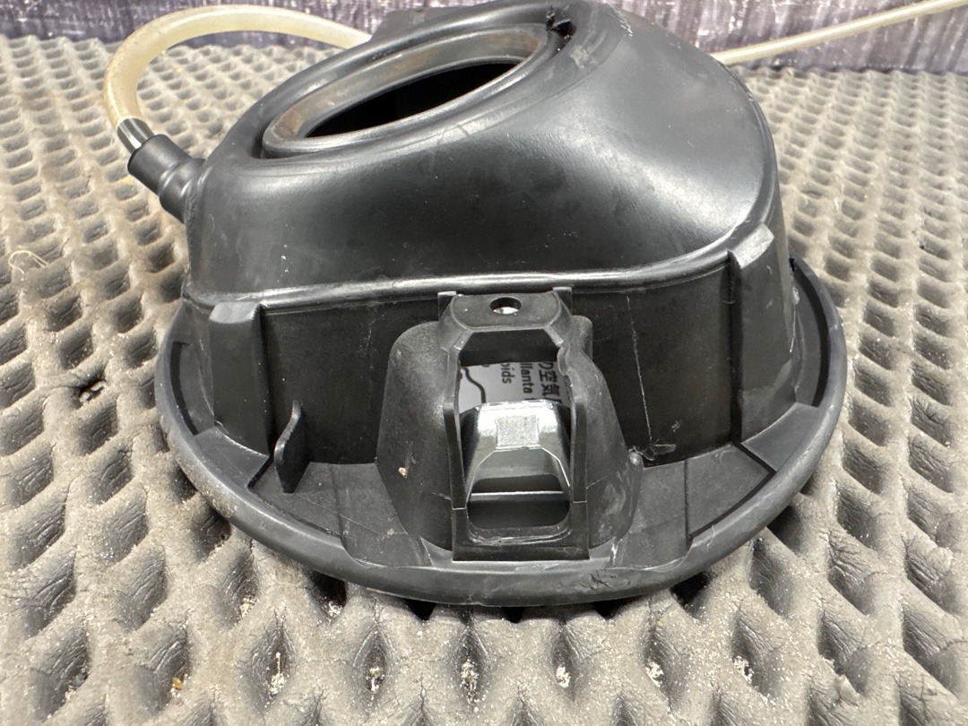 Лючок бензобака, 2630 рублей, Красноярск