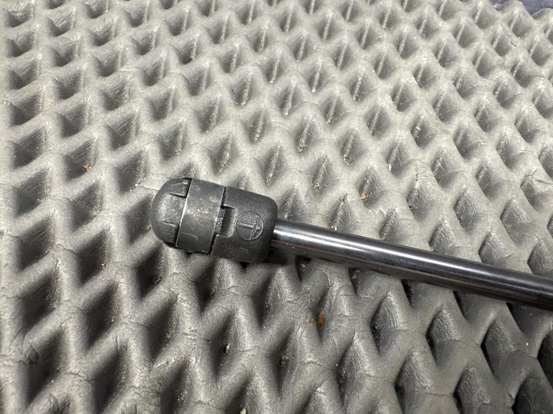 Амортизатор багажника, 880 рублей, Красноярск