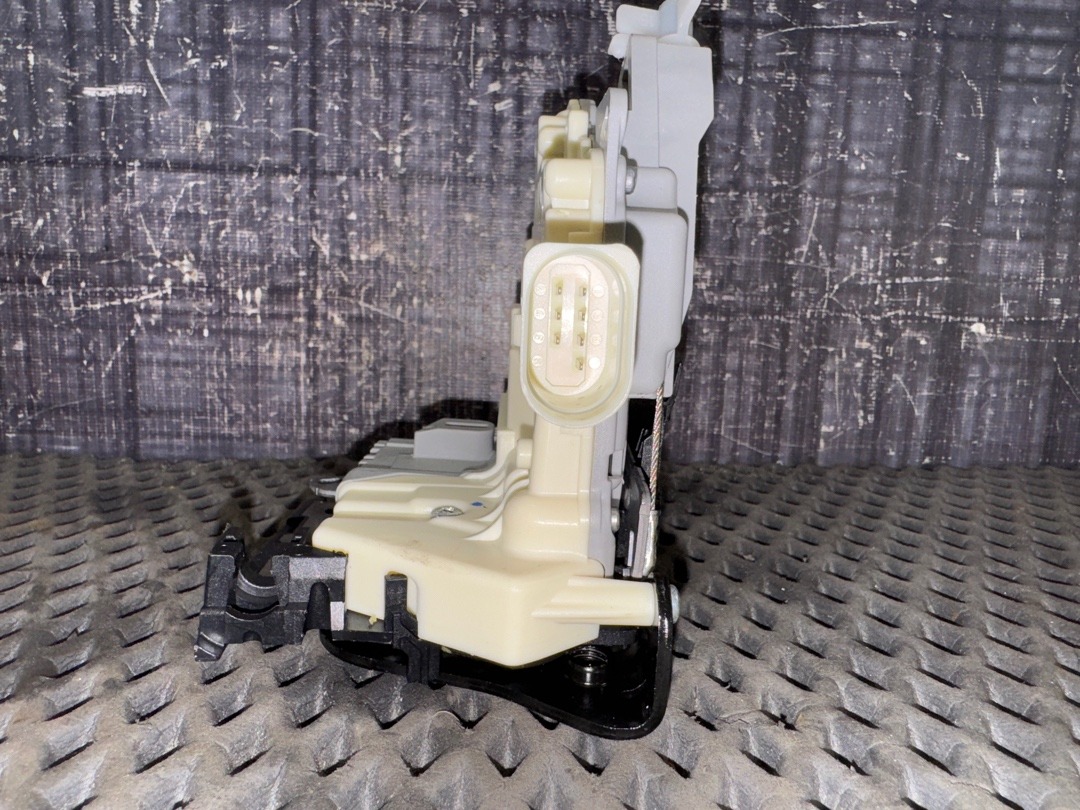 Замок двери, 1570 рублей, Красноярск