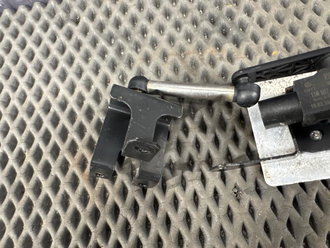 Датчик уровня подвески, 3070 рублей, Красноярск