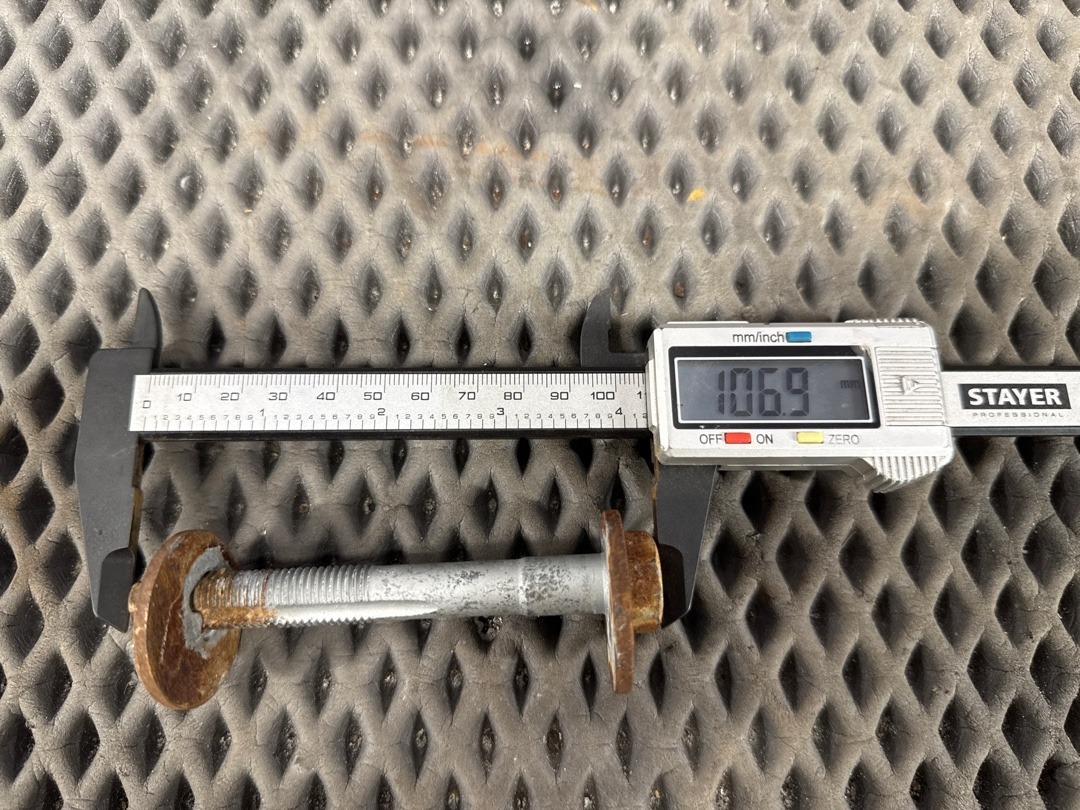 Болт развальный, 710 рублей, Красноярск