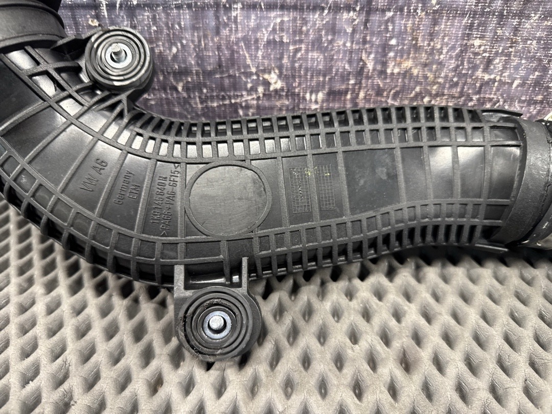 Патрубок интеркуллера, 2540 рублей, Красноярск