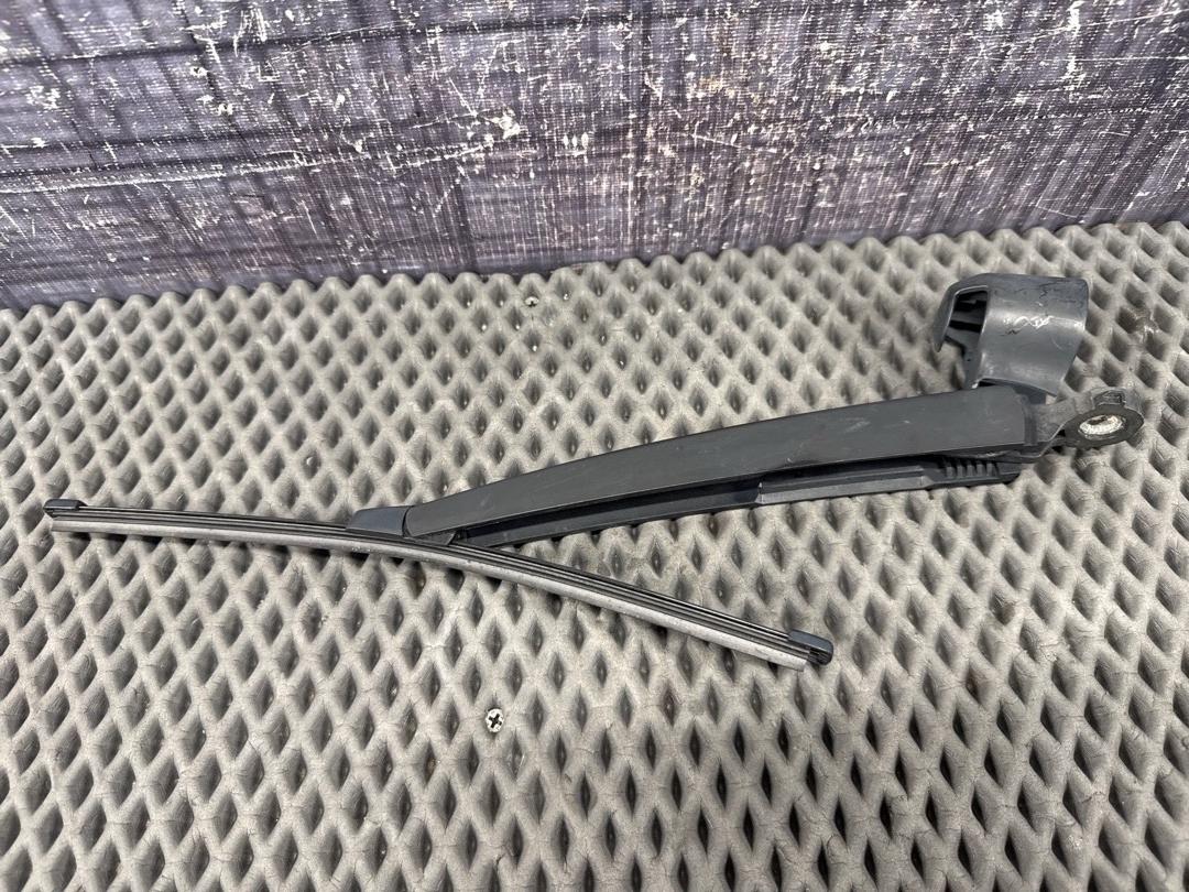 Дворник, 1720 рублей, Красноярск