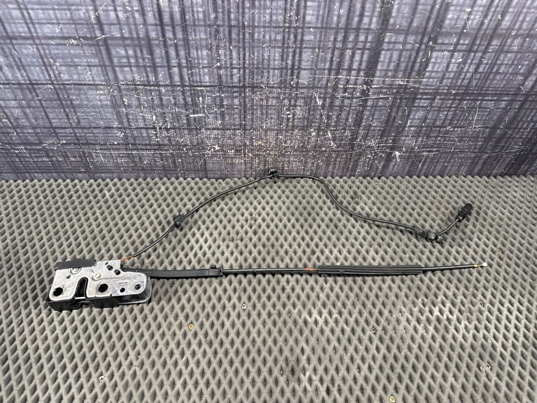 Замок капота, 1670 рублей, Красноярск