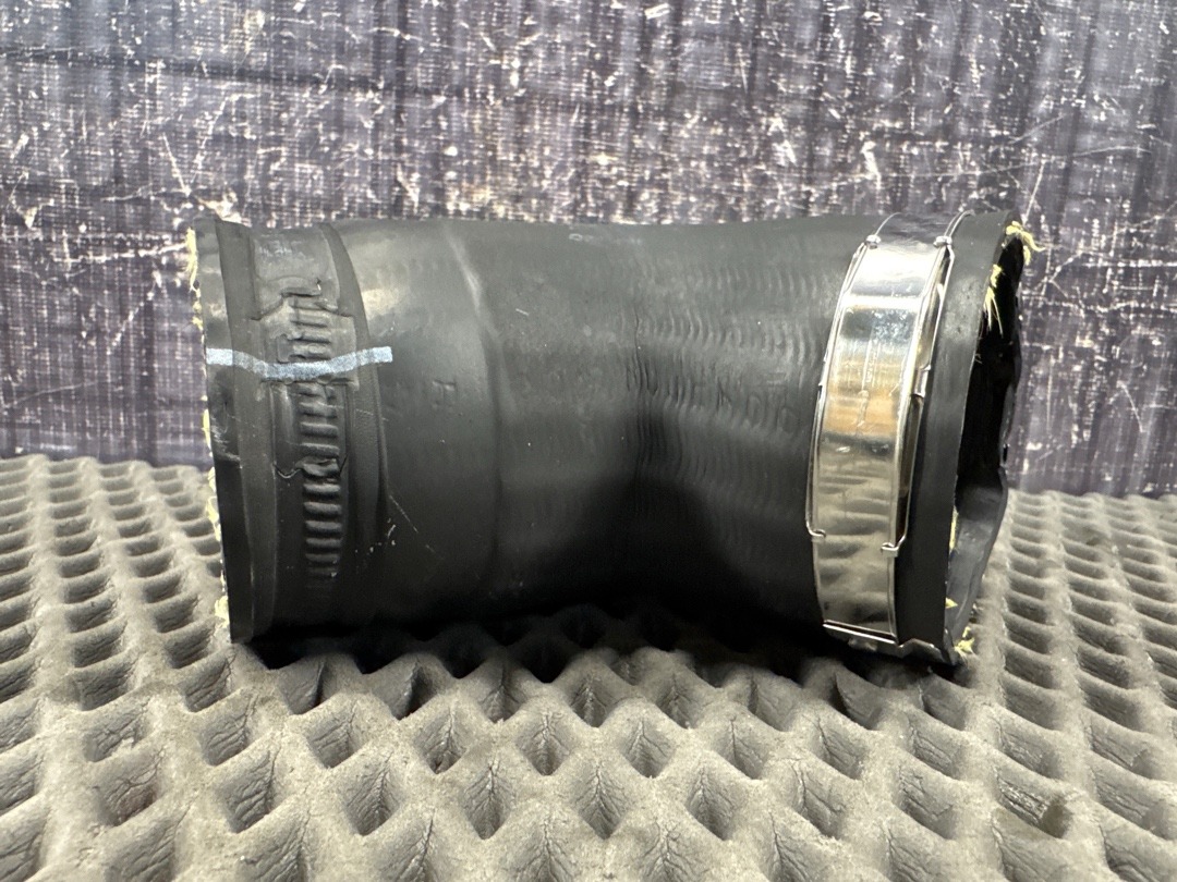 Патрубок интеркуллера, 1120 рублей, Красноярск