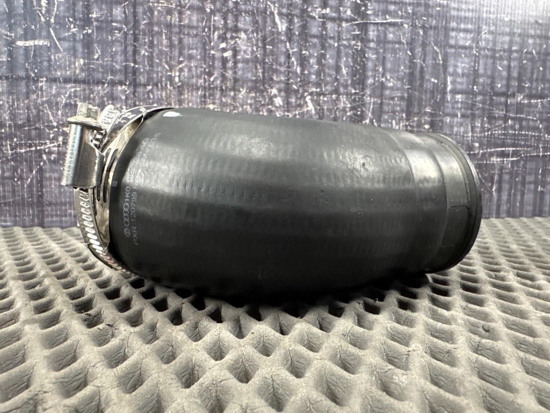 Патрубок интеркуллера, 1120 рублей, Красноярск