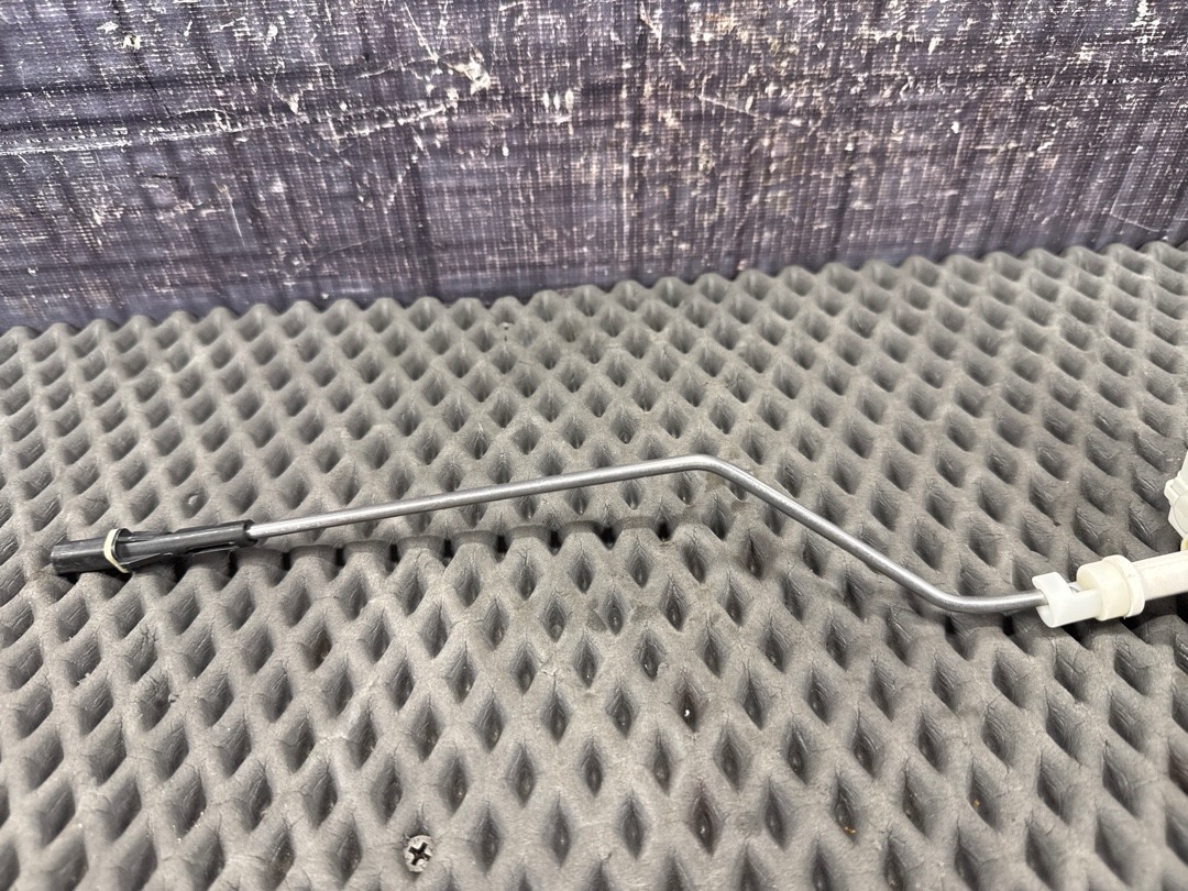 Замок лючка бензобака, 1420 рублей, Красноярск