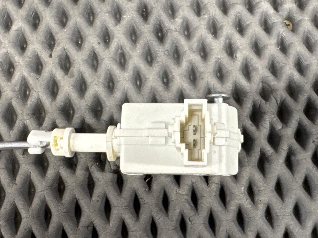 Замок лючка бензобака, 1420 рублей, Красноярск