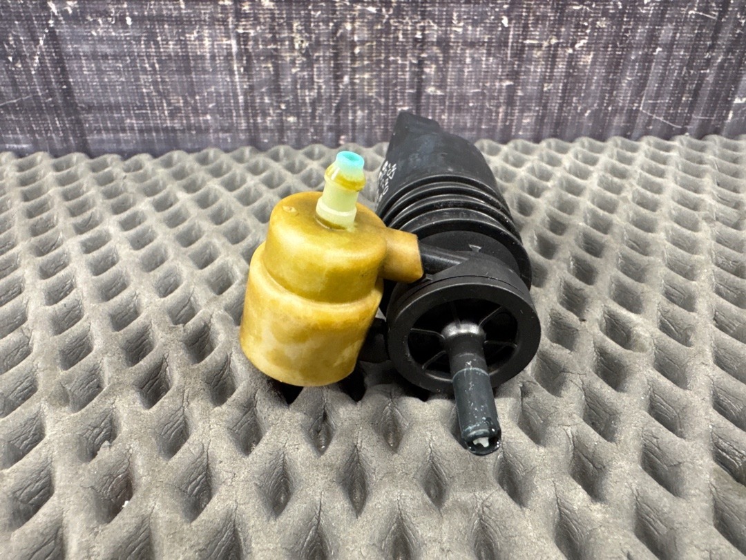 Мотор бачка стеклоомывателя, 980 рублей, Красноярск