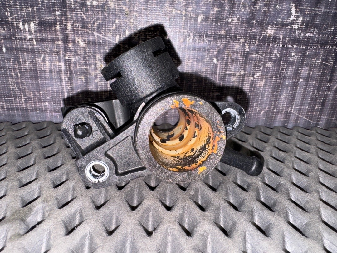 Фланец системы охлаждения, 1360 рублей, Красноярск