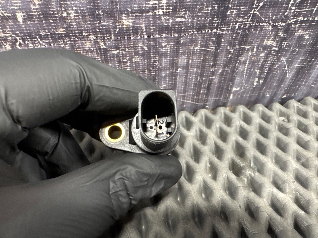 Датчик коленвала, 1820 рублей, Красноярск