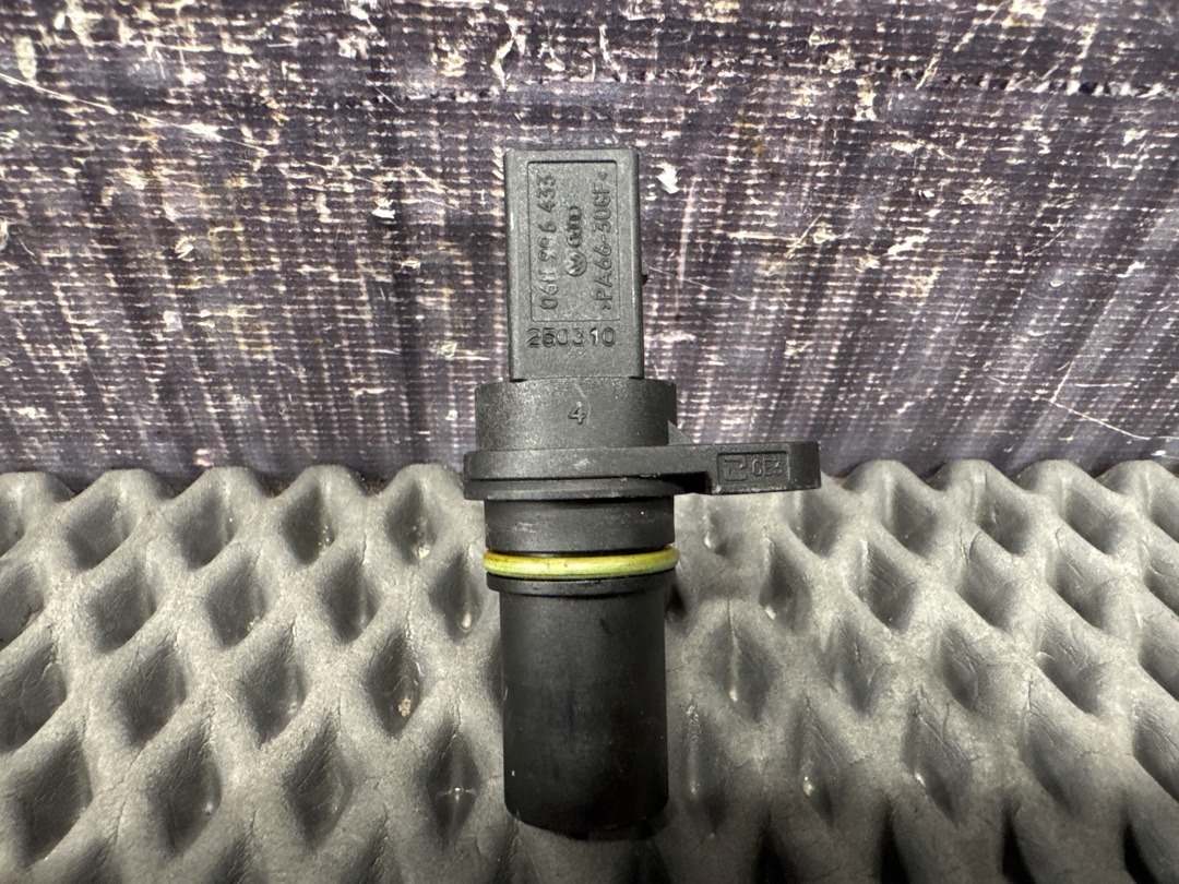 Датчик коленвала, 1820 рублей, Красноярск