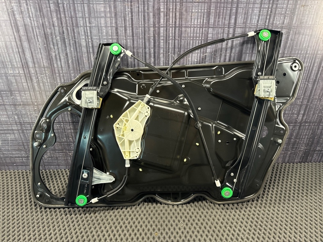 Стеклоподъемник, 2860 рублей, Красноярск