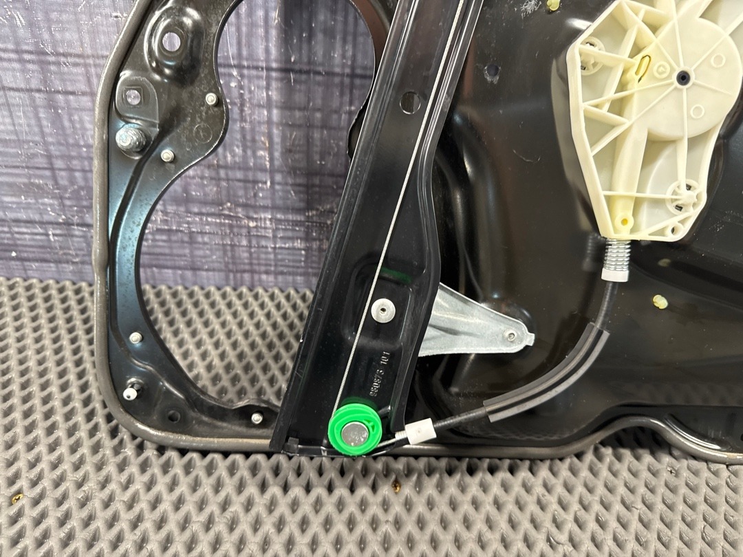 Стеклоподъемник, 2860 рублей, Красноярск