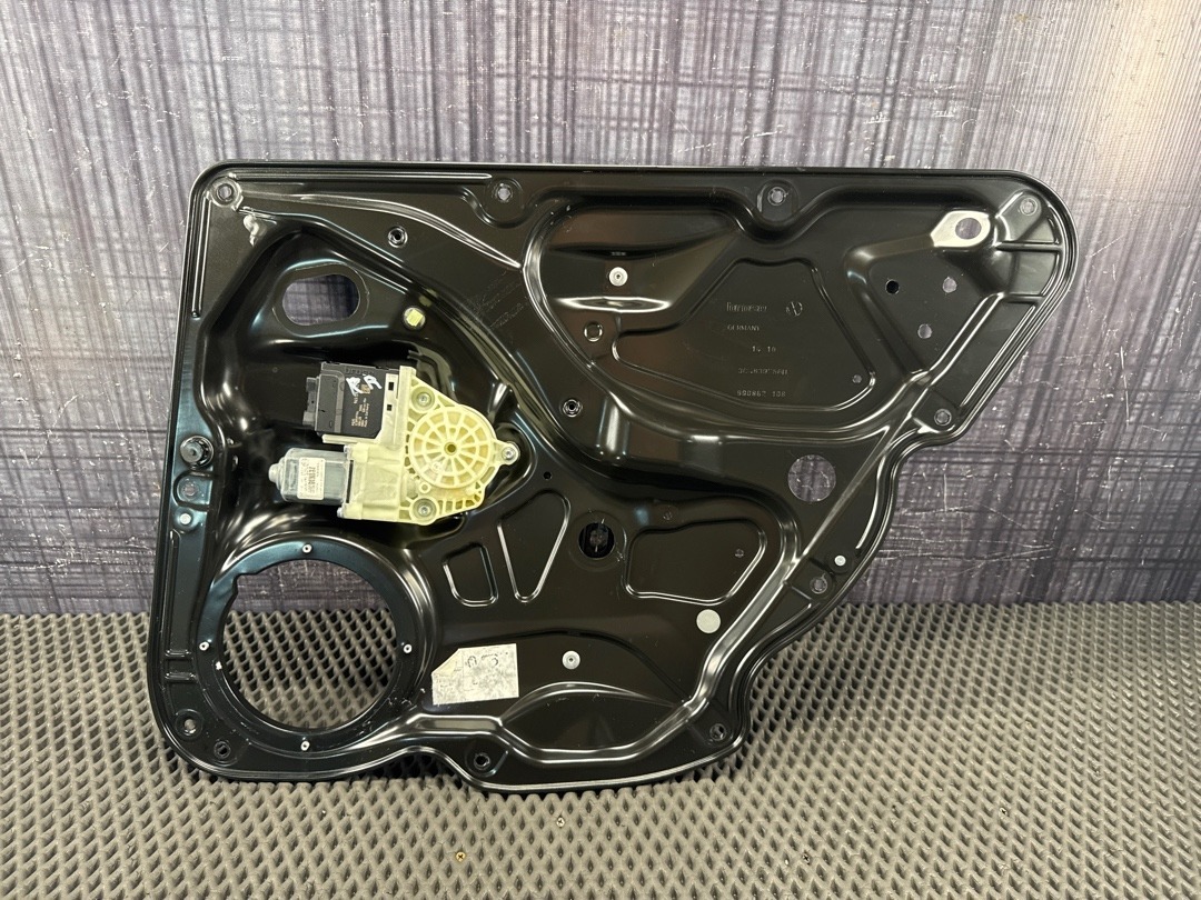 Стеклоподъемник, 1560 рублей, Красноярск