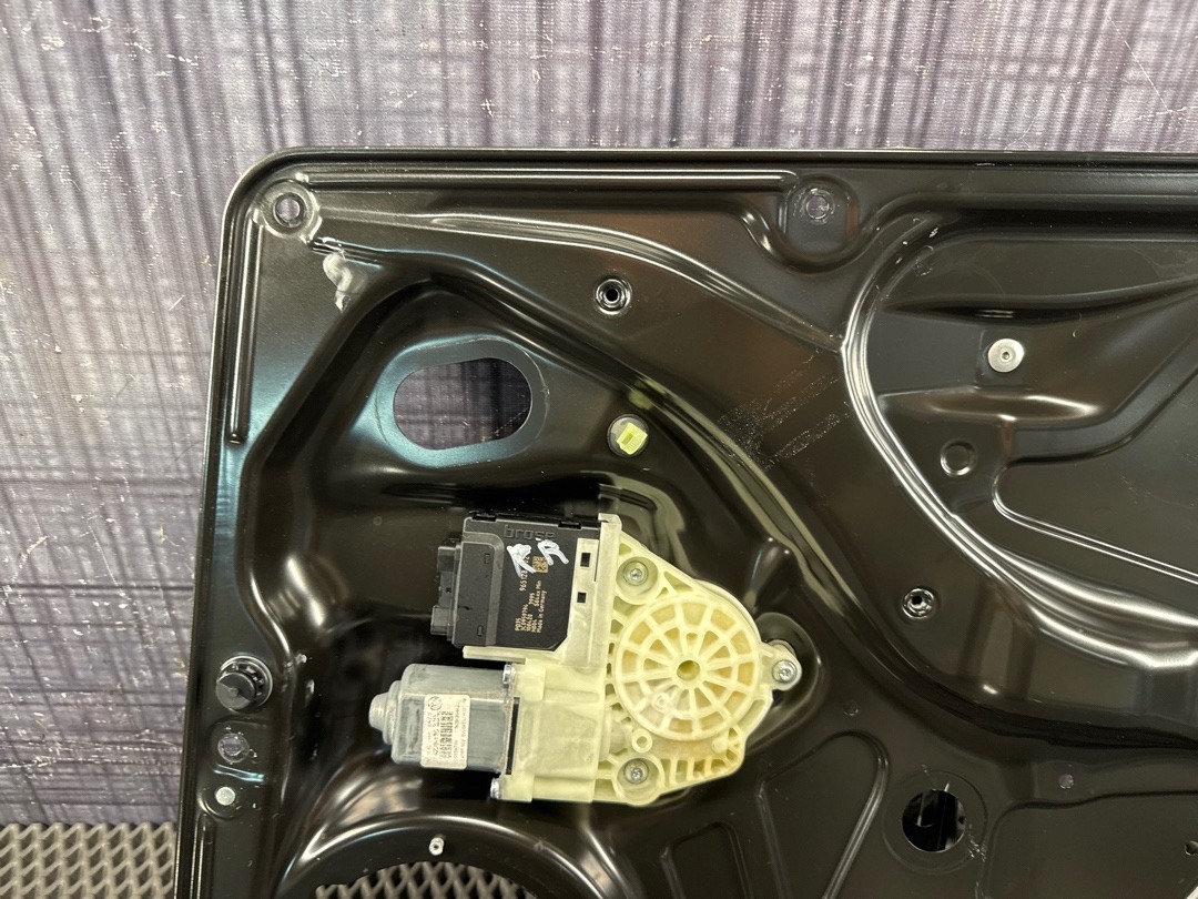 Стеклоподъемник, 1560 рублей, Красноярск