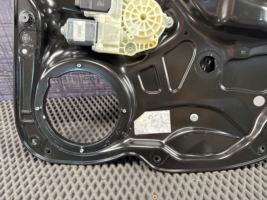 Стеклоподъемник, 1560 рублей, Красноярск