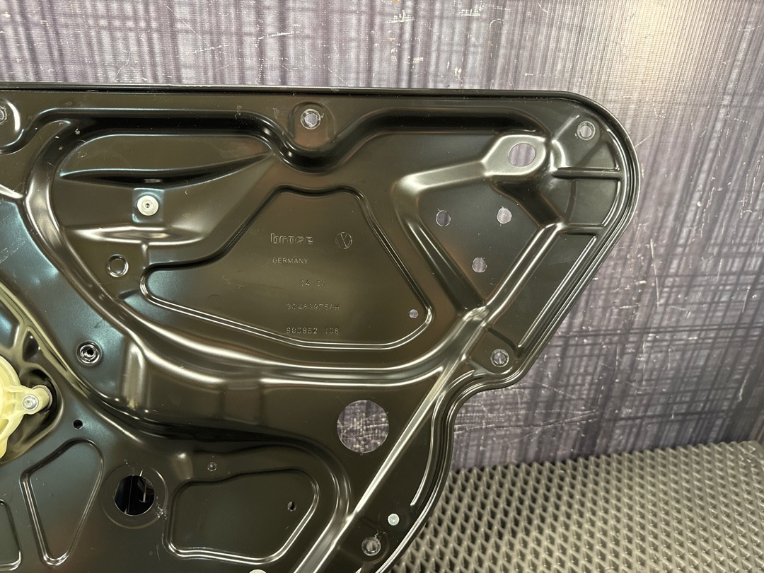 Стеклоподъемник, 1560 рублей, Красноярск