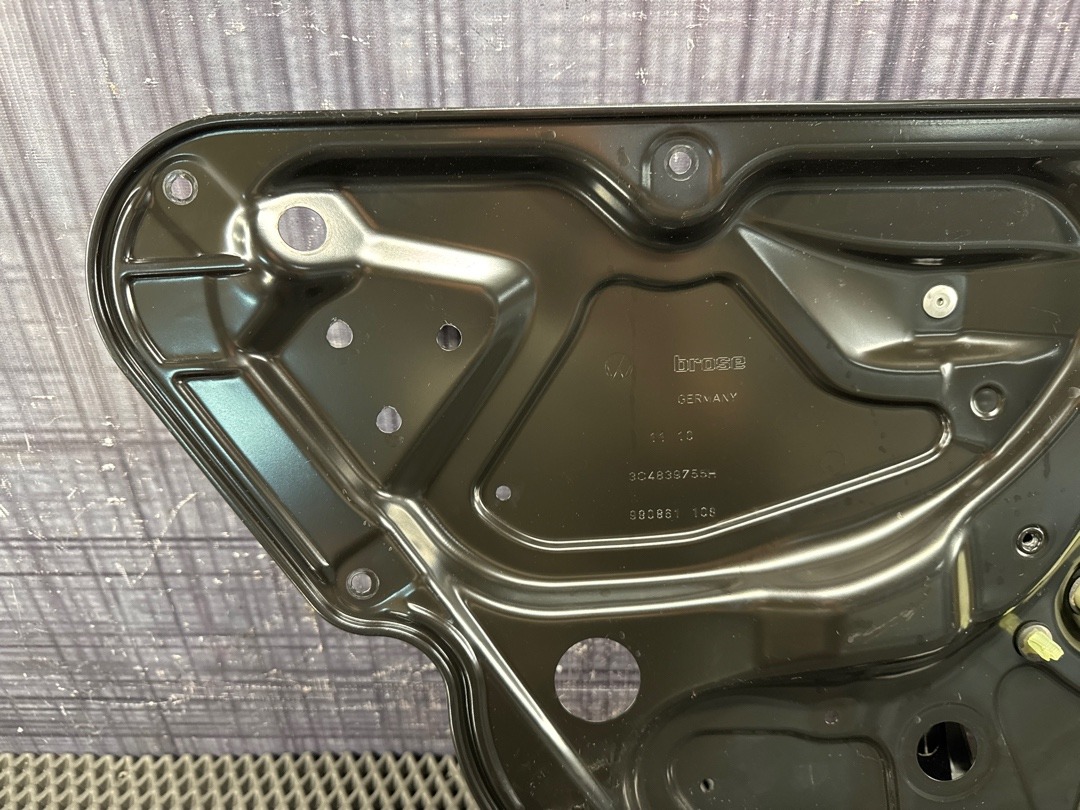 Стеклоподъемник, 1560 рублей, Красноярск