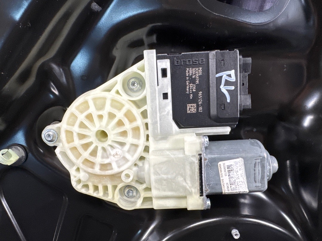 Стеклоподъемник, 1560 рублей, Красноярск