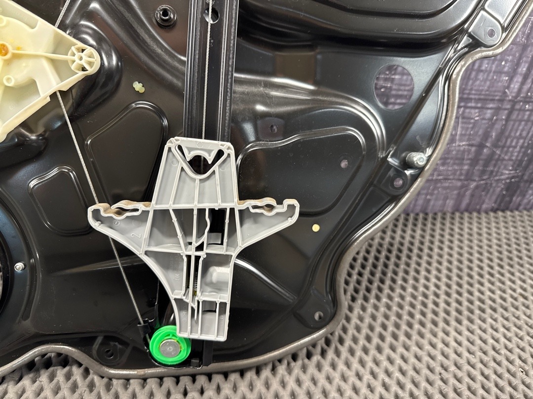 Стеклоподъемник, 1560 рублей, Красноярск