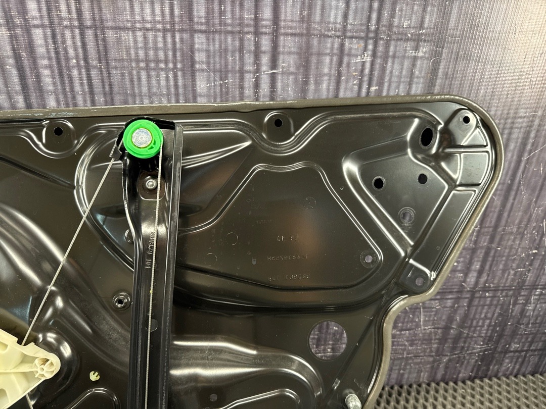 Стеклоподъемник, 1560 рублей, Красноярск