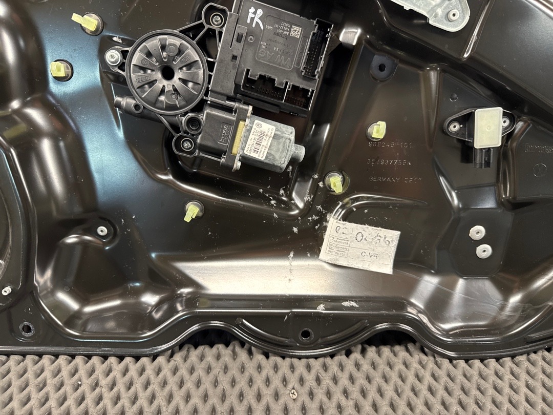 Стеклоподъемник, 2860 рублей, Красноярск