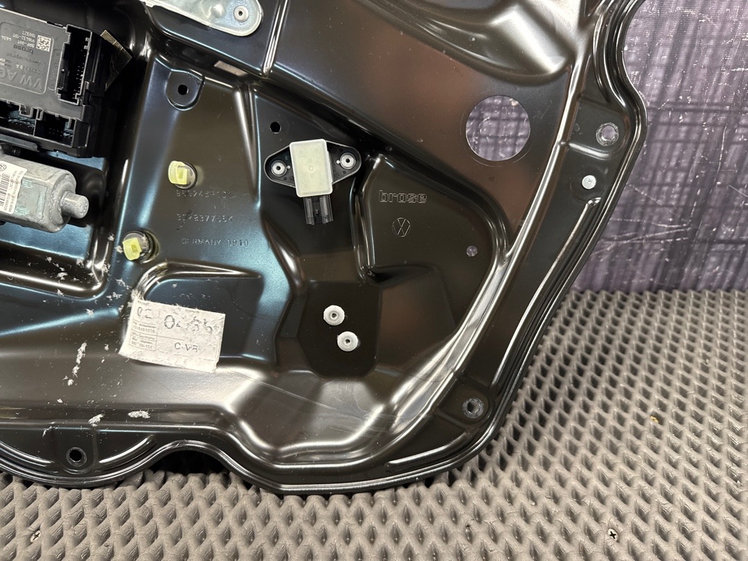 Стеклоподъемник, 2860 рублей, Красноярск