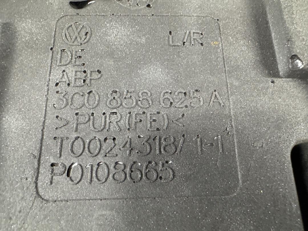 Кожух рулевой колонки, 1420 рублей, Красноярск