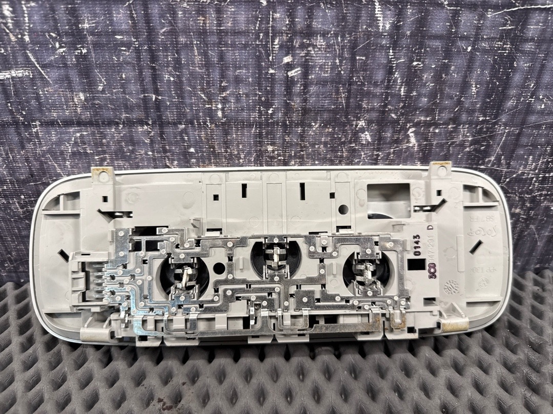 Плафон салона, 1340 рублей, Красноярск