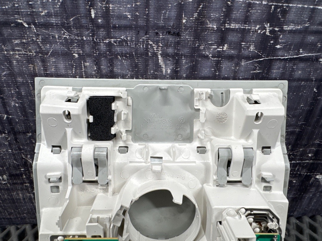 Плафон салона, 3260 рублей, Красноярск