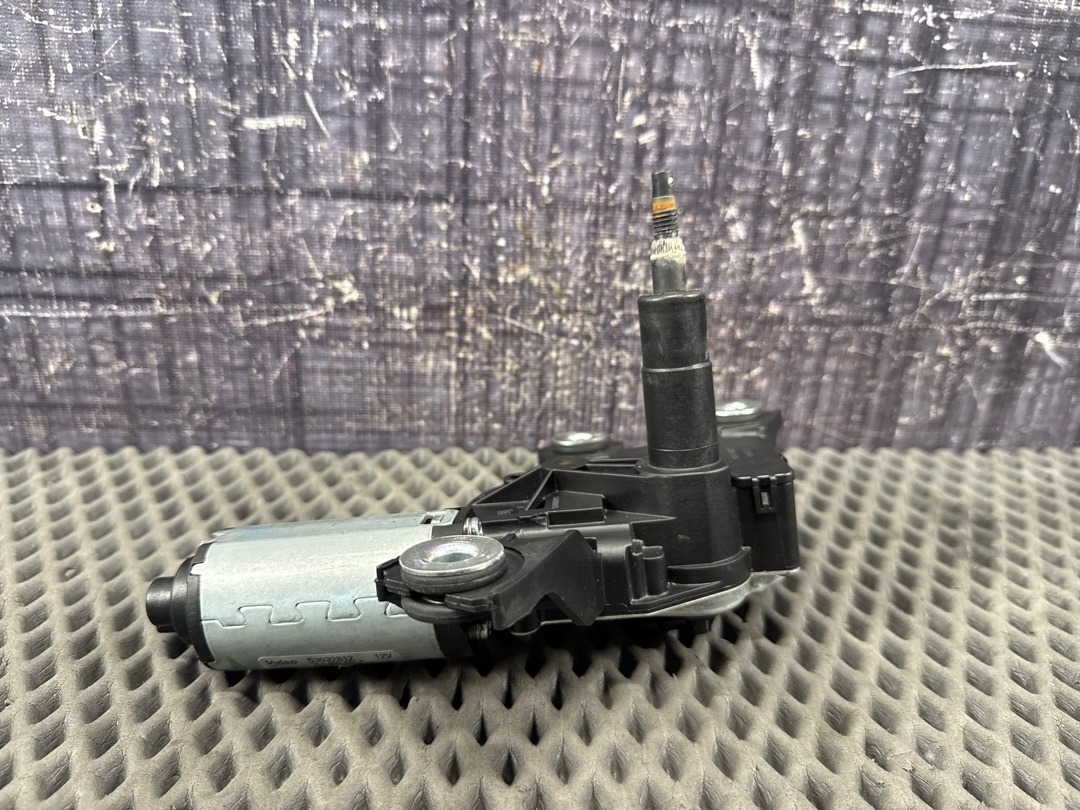 Мотор стеклоочистителя, 2860 рублей, Красноярск