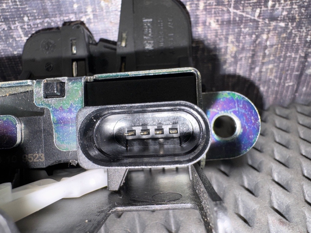 Замок крышки багажника, 3220 рублей, Красноярск