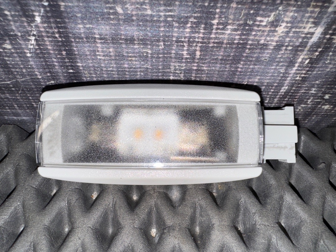 Плафон салона, 360 рублей, Красноярск