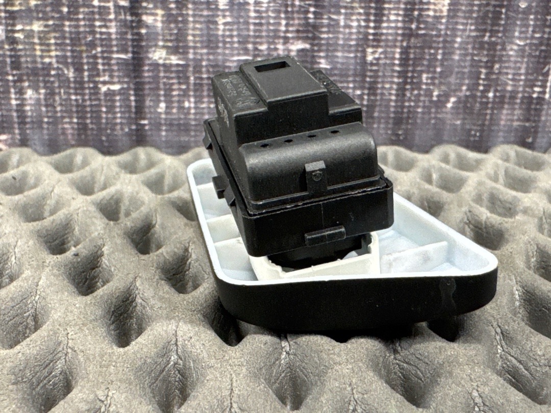 Кнопка центрального замка, 540 рублей, Красноярск