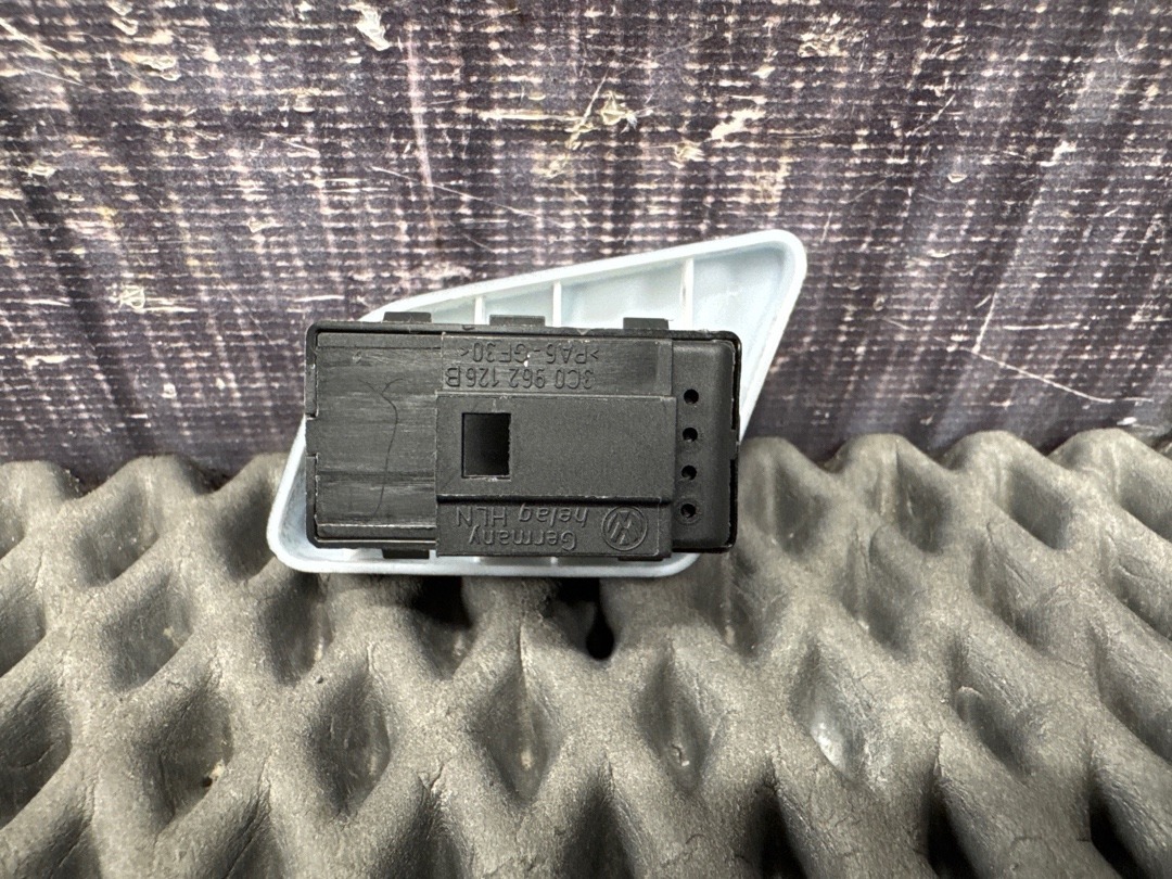 Кнопка центрального замка, 540 рублей, Красноярск