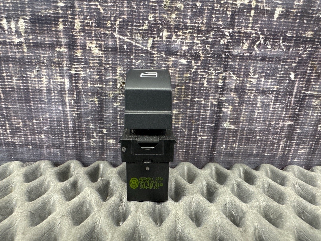 Кнопка стеклоподъемника, 730 рублей, Красноярск