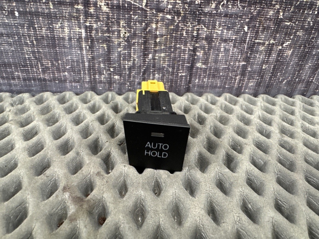 Кнопка Auto-Hold, 780 рублей, Красноярск