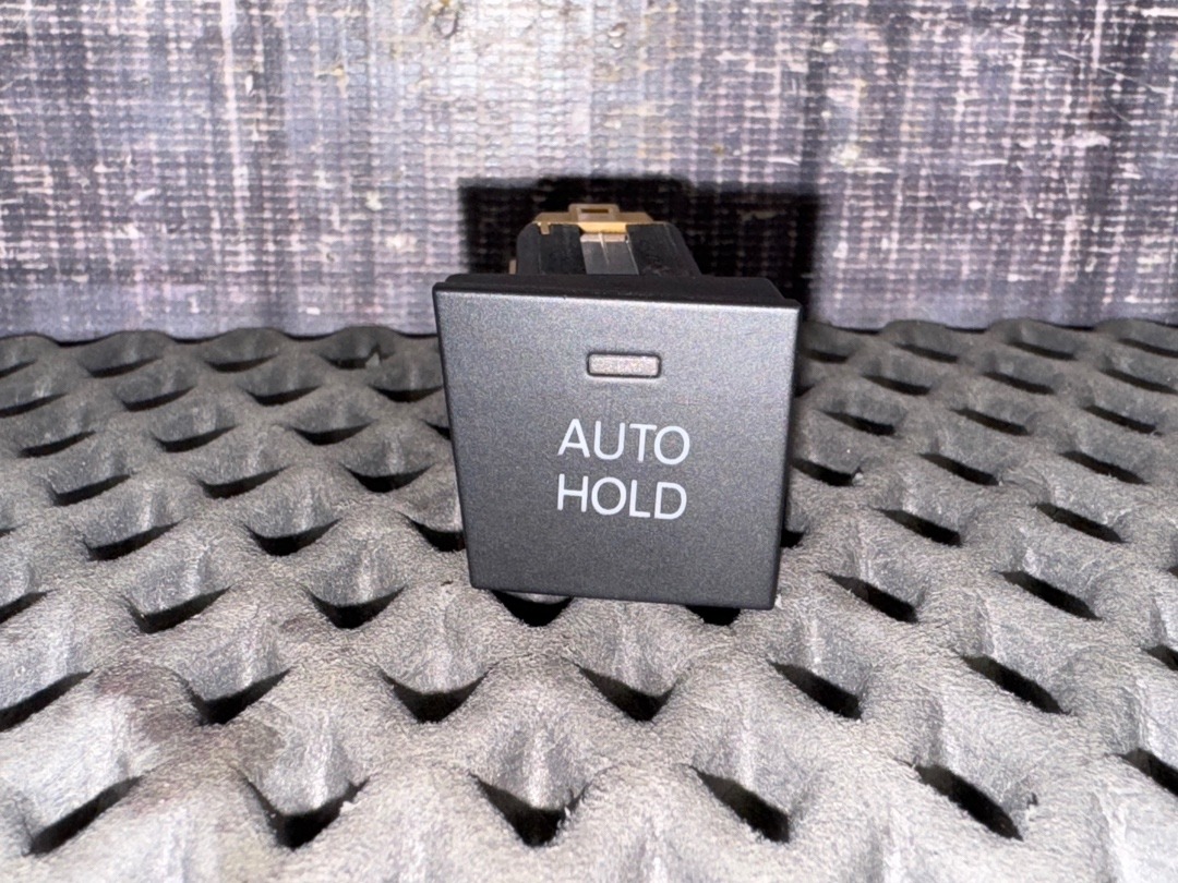 Кнопка Auto-Hold, 780 рублей, Красноярск
